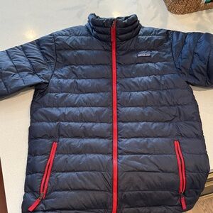 Patagonia Men's Dark Blue Puffer Jacket with Red Zippers